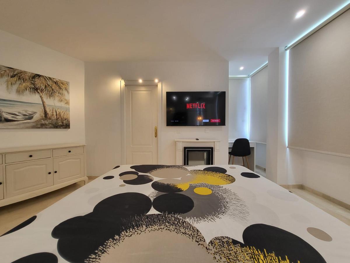Edificio Puerto Azul Appartement Marbellac